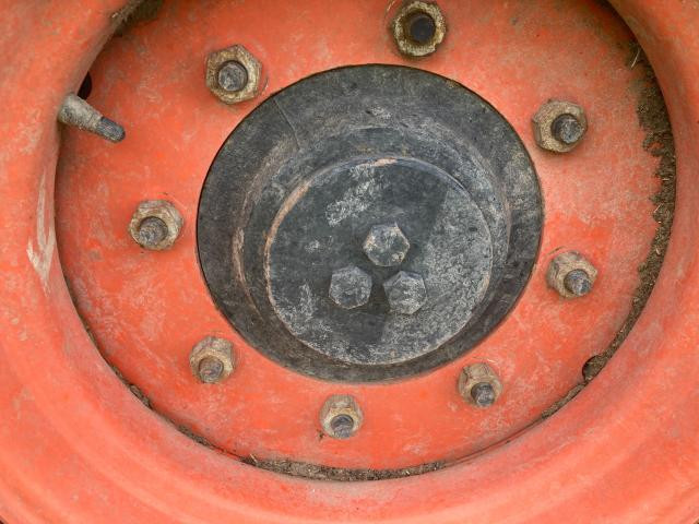 2019 Bobcat S850 Left Hub: P/N 7214470