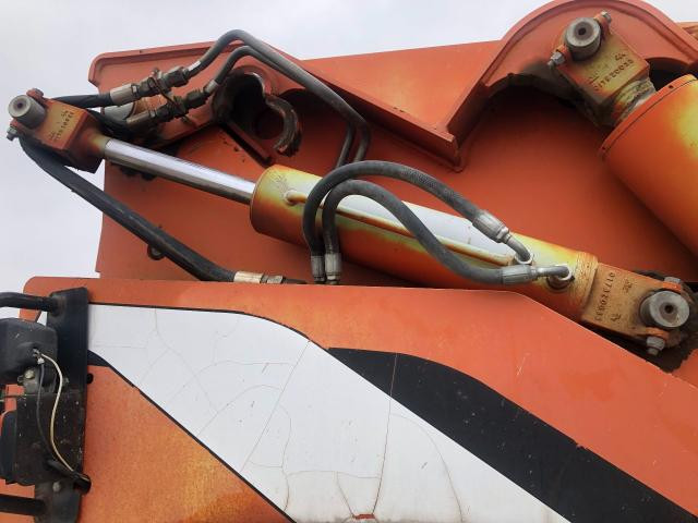 2002 Skytrak 10054 Hydraulic Cylinder: P/N 2714973