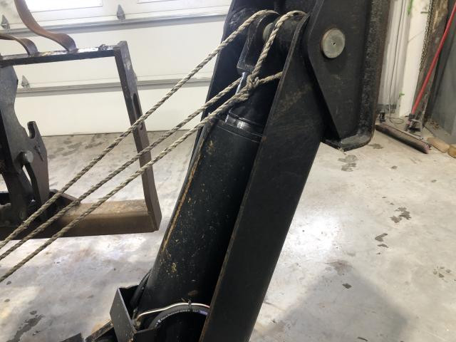 2022 Skytrak 12054 Right Hydraulic Cylinder: P/N 1001239183