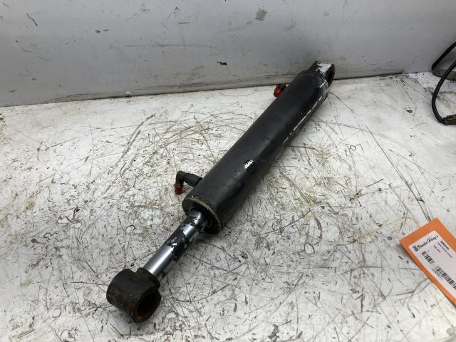 1990 Bobcat 3023 Hydraulic Cylinder