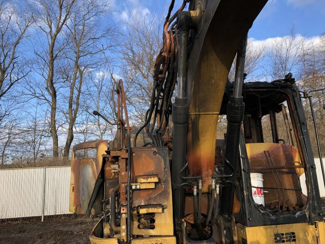 2017 Cat 315F L Right Hydraulic Cylinder: P/N 415-6387