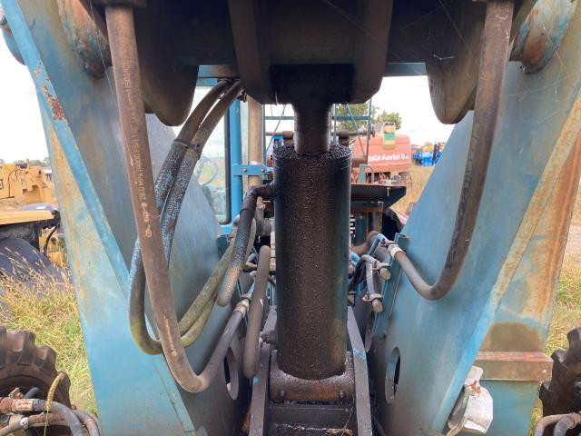 1999 Gradall 534D-6 Hydraulic Cylinder: P/N 9112-3143