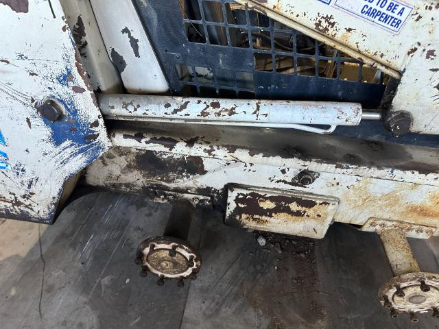 1990 Bobcat 743 Right Hydraulic Cylinder: P/N 6586671