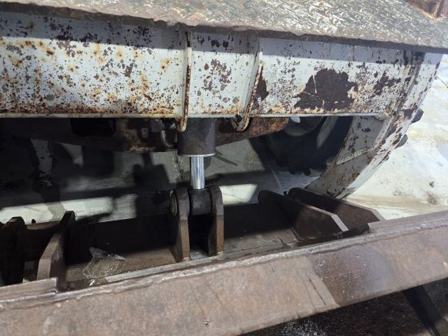 1994 Bobcat 853 Hydraulic Cylinder