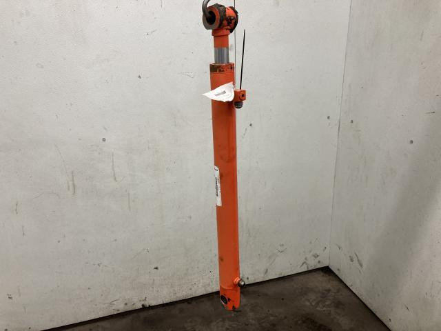 2008 Kubota B21 Left Hydraulic Cylinder: P/N 75545-63110