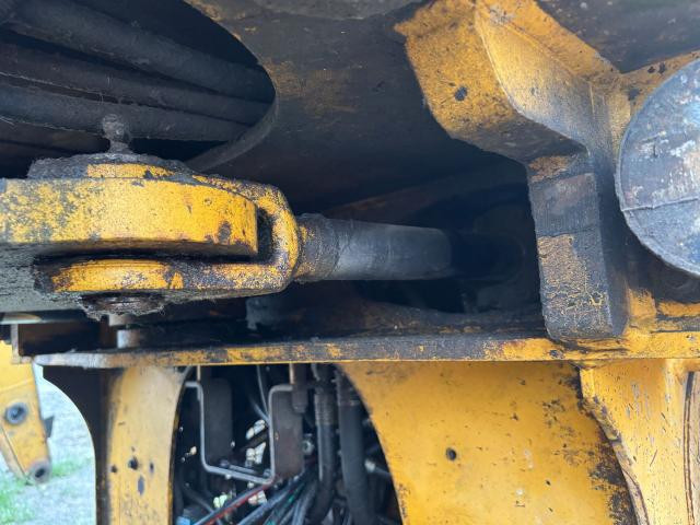 2006 Volvo L120E Left Hydraulic Cylinder: P/N VOE 11107516