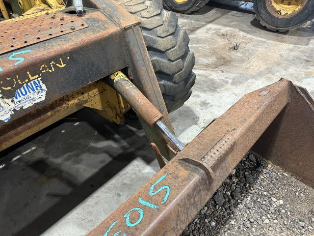 1993 New Holland L785 Left Hydraulic Cylinder: P/N 771699