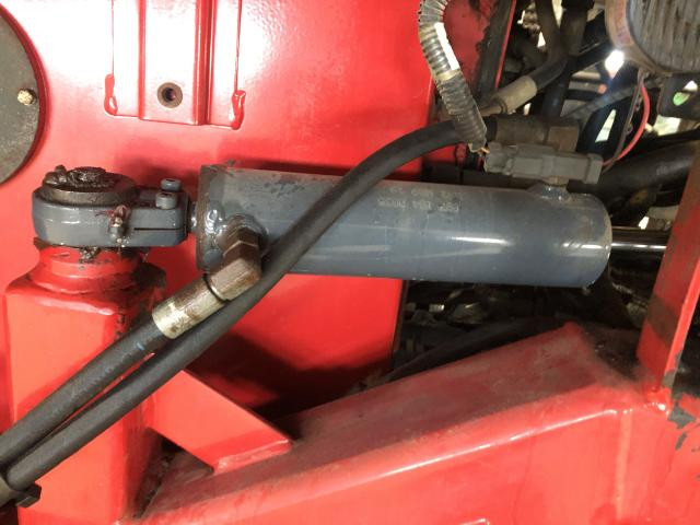 2005 Moffett M55.4 Hydraulic Cylinder: P/N 087.104.0002