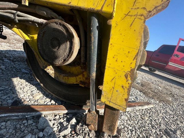 Princeton PB50 Left/Driver Hydraulic Cylinder - Used | P/N P70905B