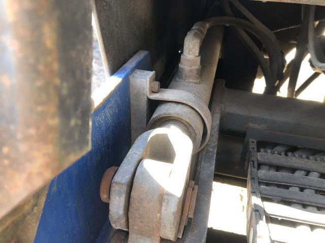 2002 Princeton PBX Right Hydraulic Cylinder: P/N P70.911B