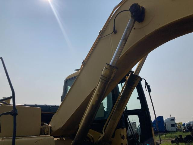 2004 Komatsu PC160LC-7 Hydraulic Cylinder: P/N 707-01-XX960