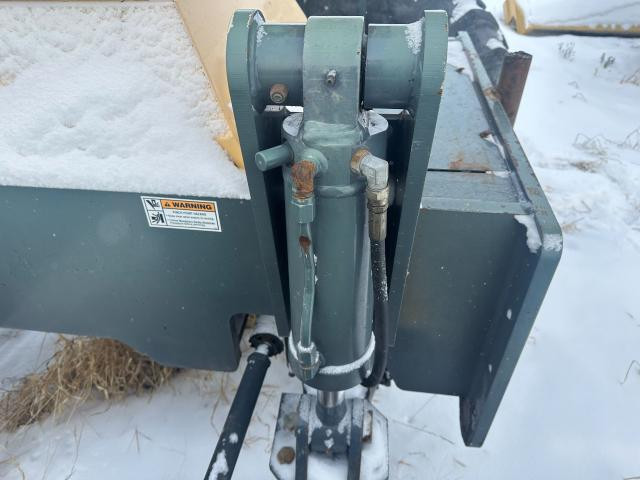 2008 Gehl RS6-42 Hydraulic Cylinder: P/N 102876