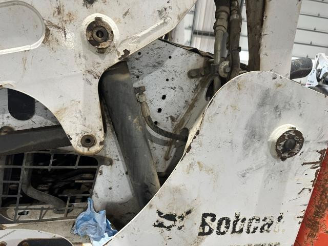 2015 Bobcat S570 Left Hydraulic Cylinder: P/N 7152266