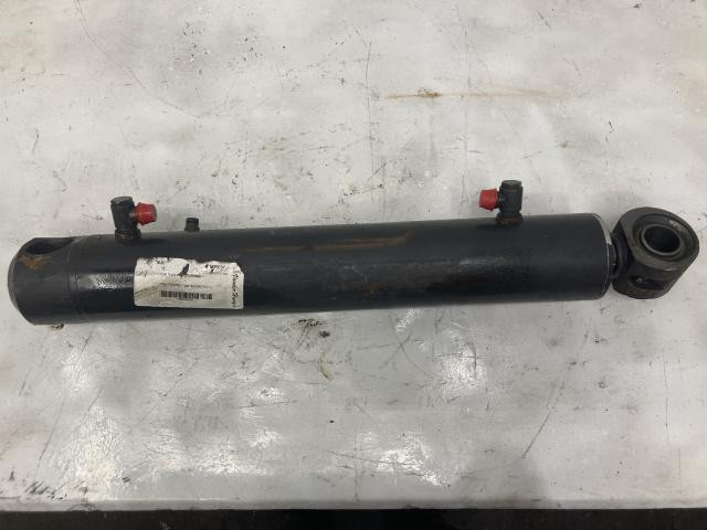 2016 Bobcat S650 Right Hydraulic Cylinder: P/N 7367892