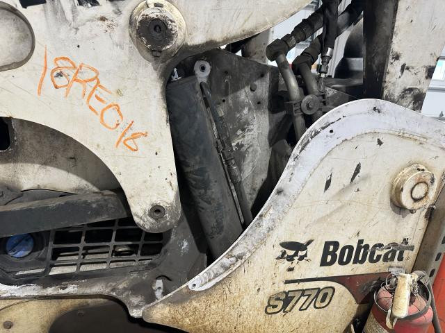 2018 Bobcat S770 Left Hydraulic Cylinder: P/N 7245374