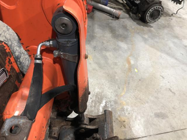 2016 Kubota SSV65 Left Hydraulic Cylinder
