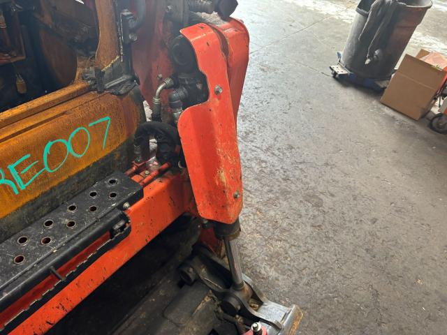 2022 Kubota SVL97-2 Left Hydraulic Cylinder