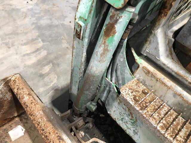 2018 Takeuchi TL6R Right Hydraulic Cylinder: P/N 1900124300