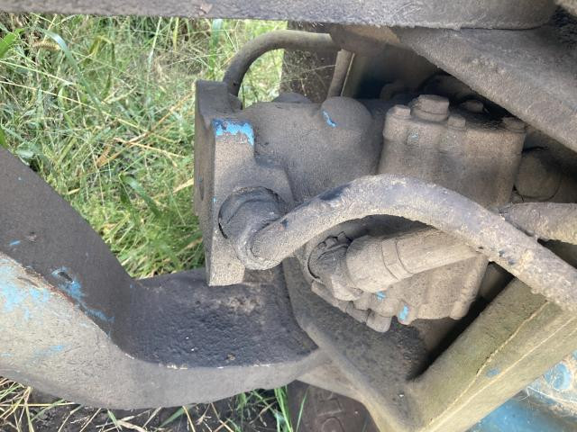 1999 Gradall 534D-6 Left Hydraulic Motor: P/N 9108-3401