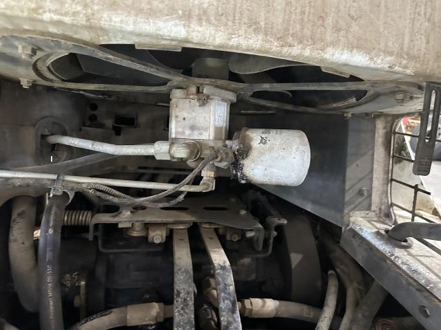 2015 Bobcat S570 Hydraulic Motor: P/N 7302973