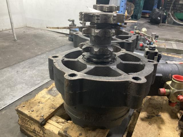 2016 Bobcat S650 Right Hydraulic Motor: P/N 723517