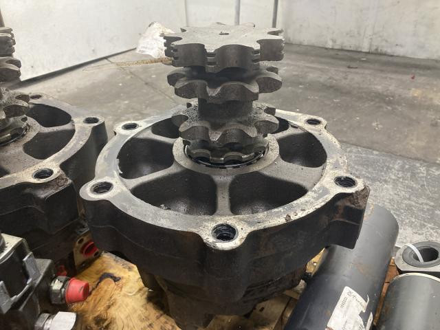 2016 Bobcat S650 Left Hydraulic Motor: P/N 7253517