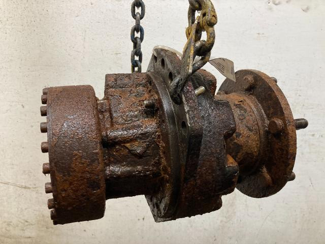 2015 Bobcat T650 Right Hydraulic Motor: P/N 7299300