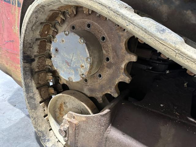 2007 Takeuchi TL130 Sprocket: P/N 0880166210