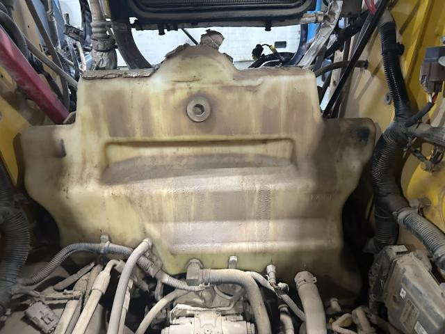 2017 John Deere 333G Hydraulic Reservoir