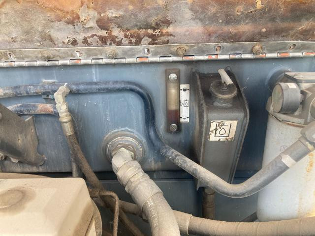 2004 Jlg G9-43A Hydraulic Reservoir: P/N 91515011