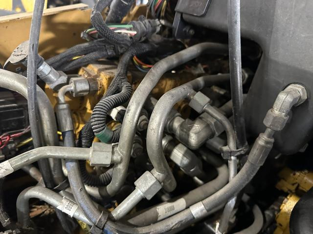2008 Cat 272C Hydraulic Valve: P/N 336-1325
