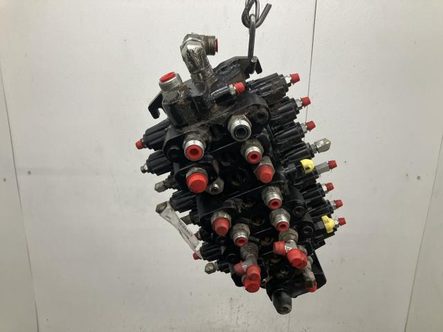 2014 Cat 420F Hydraulic Valve: P/N 359-7212
