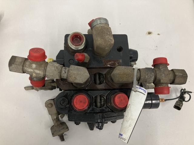 2014 Cat 420F Hydraulic Valve: P/N 359-7205