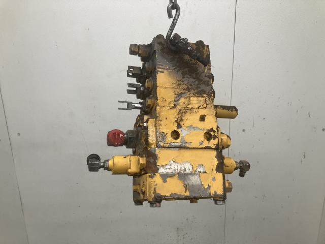 2004 Komatsu D61EX-12 Hydraulic Valve