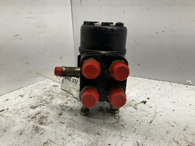 2000 New Holland LM850 Hydraulic Valve: P/N 85807685