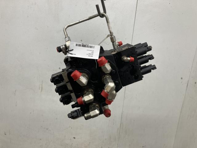 2019 Case TR340 Hydraulic Valve: P/N 47735212