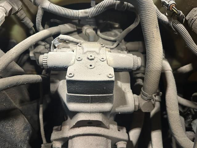 2017 John Deere 333G Equip Hydrostatic Pump