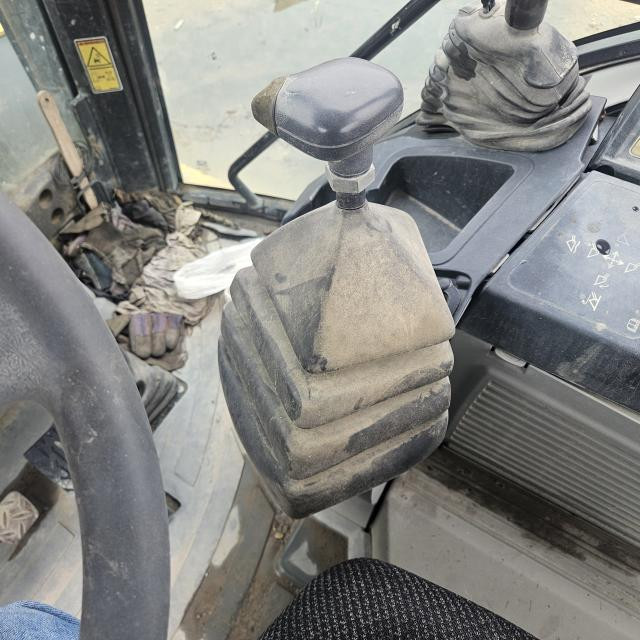 2014 Cat 420F Right Controls