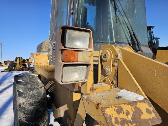 1997 Case 621B Right Lighting, Misc.