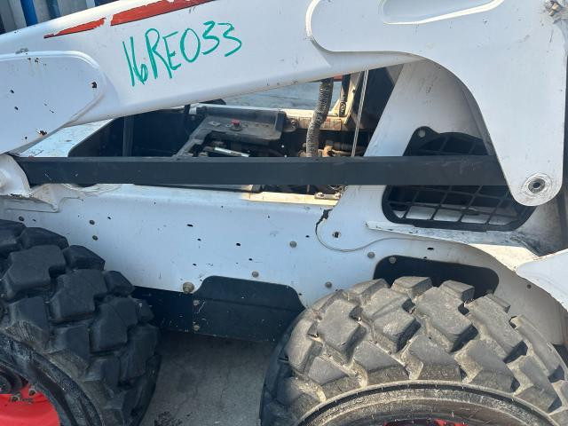 2016 Bobcat S650 Left Linkage