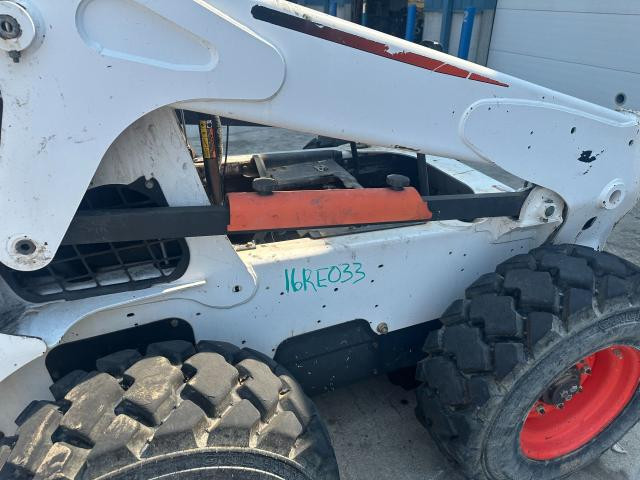 2016 Bobcat S650 Right Linkage