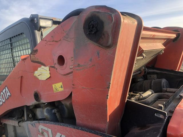 2015 Kubota SVL95-2S Left Linkage: P/N V0611-72105