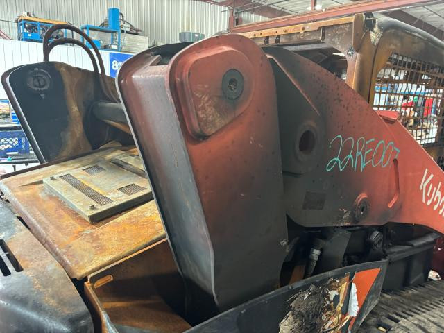 2022 Kubota SVL97-2 Right Linkage: P/N V0611-72205