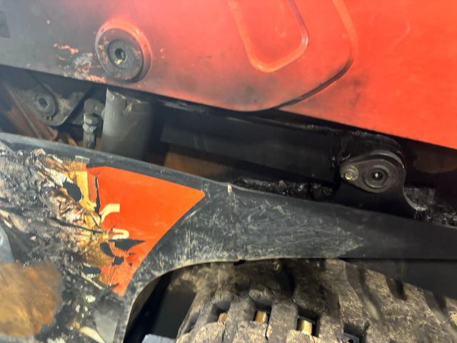 2022 Kubota SVL97-2 Right Linkage: P/N V0611-72500