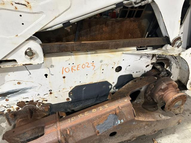 2010 Bobcat T190 Left Linkage: P/N 6727863