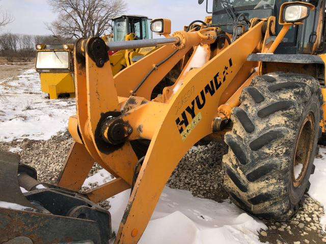 2020 Hyundai HL940XT Loader Arm: P/N 61WB-12010