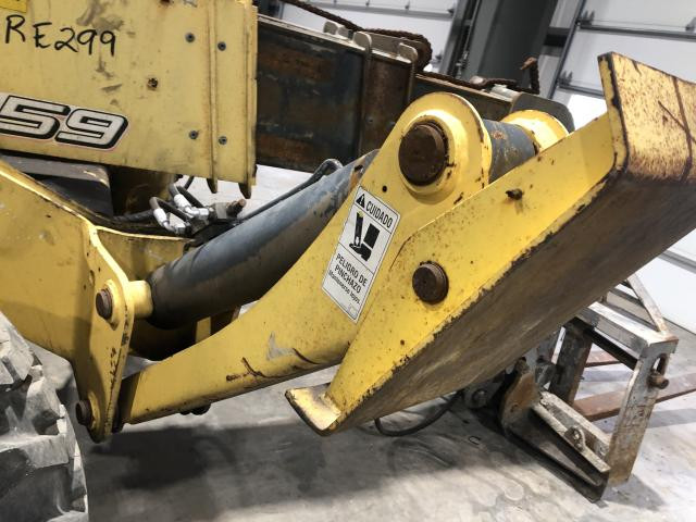 2007 New Holland M459 Right Outrigger: P/N 76094034
