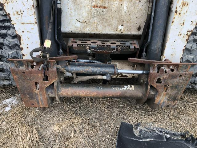 2016 Bobcat T770 Quick Coupler: P/N 7128962A