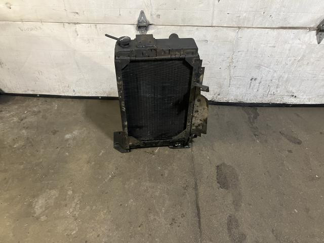 2000 John Deere 710D Radiator: P/N AT174939