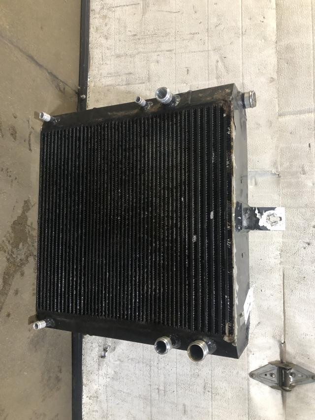 2020 Bobcat S550 Radiator: P/N 7359077